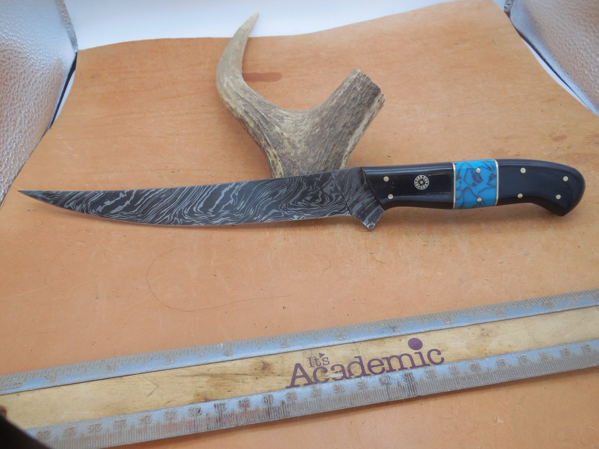 Ericsknives's tweet photo. Excited to share the latest addition to my #etsy shop: Damascus Fillet Knife with Mosiaic pin https://t.co/NR1UunBLb7 #fishing #boneing #filletknife #knife #fish #camping #outdoors #chefknife https://t.co/H27RUd9X9Q
