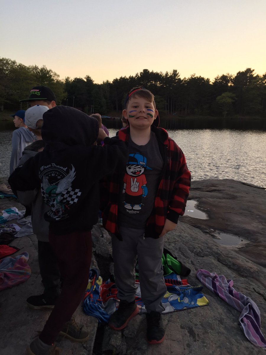 BBNevison's tweet photo. Closing campfire. https://t.co/Uh2eGezC20