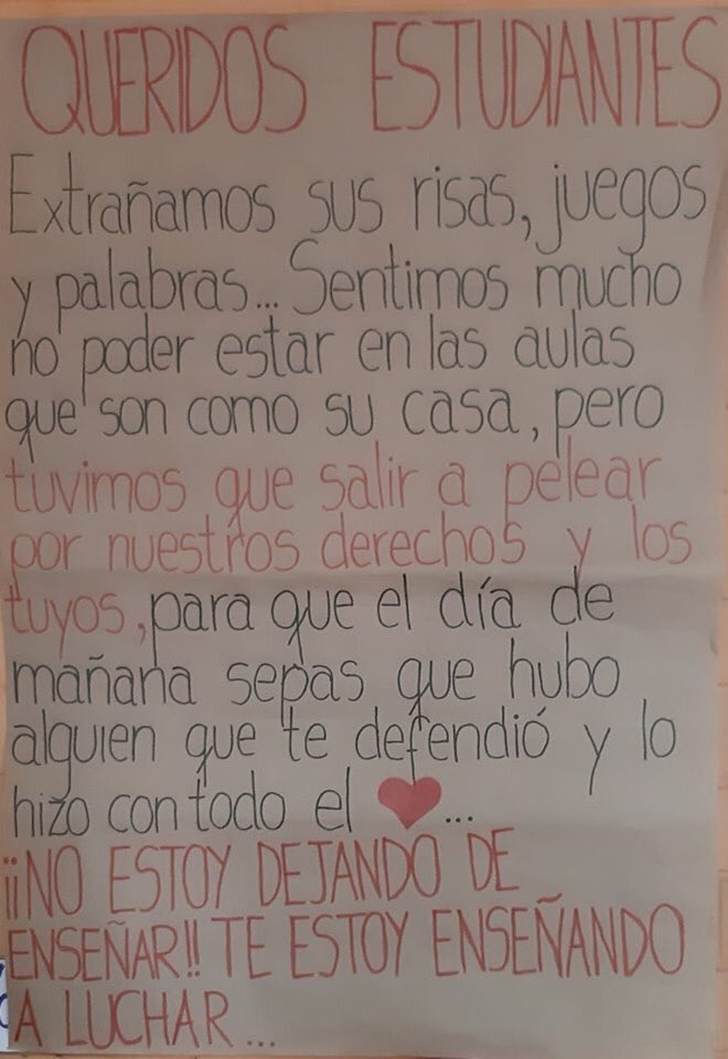 NorteVerdeFilms's tweet photo. #YoApoyoElParoDocente queridos estudiantes, les estamos enseñando a luchar!!! https://t.co/vQc7FxK112