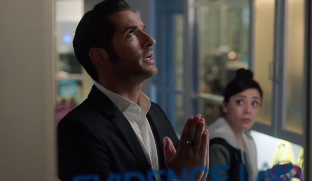 ohmymorningstar's tweet photo. Petition for @netflix to give us more than 10 episodes. there are so many things that need to happen in order to have a proper closure for every character and storyline. #lucifer https://t.co/4TDWevEG6D