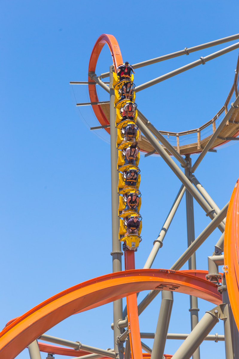dailycoasterpic's tweet photo. Haven’t been on Twitter for a while, but Railblazer at @CAGreatAmerica is definitely Twitter worthy! #CAGreatAmerica https://t.co/Z07fdai6as