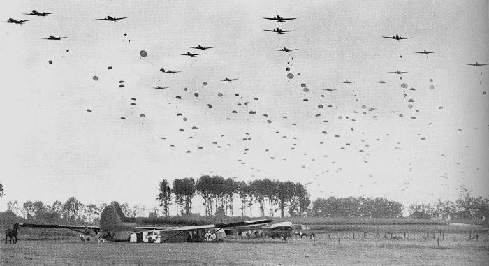 World War II History tweet media