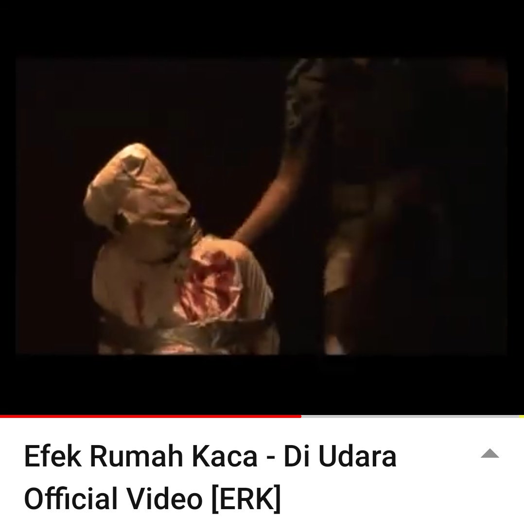 Lestantyo's tweet photo. @JRX_SID Ku bisa tenggelam di lautan
Aku bisa diracun di udara
Aku bisa terbunuh di trotoar jalan
Ku bisa dibuat menderita
Aku bisa dibuat tak bernyawa
Dikursilistrikkan ataupun ditikam

Tapi aku tak pernah mati
Tak akan berhenti
- ERK - https://t.co/yJmaiCHXU4