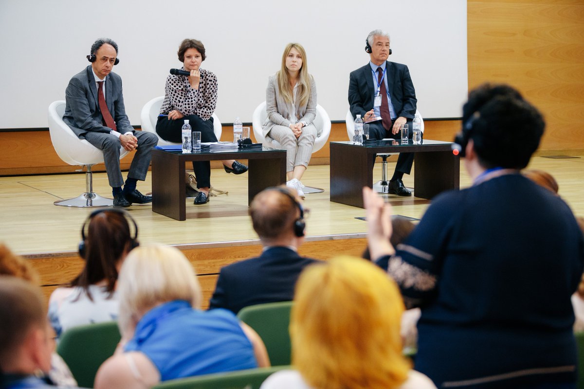 IEP_Berlin's tweet photo. The first day of our #CiSEP convention #AskActAssociate in Kyiv was very successful! Fellows presented their perspectives and the state of UA’s EU association was discussed. Today, a wide range of workshops deals with EU association in practice and the CiSEP network. https://t.co/AuyqmMbZjF