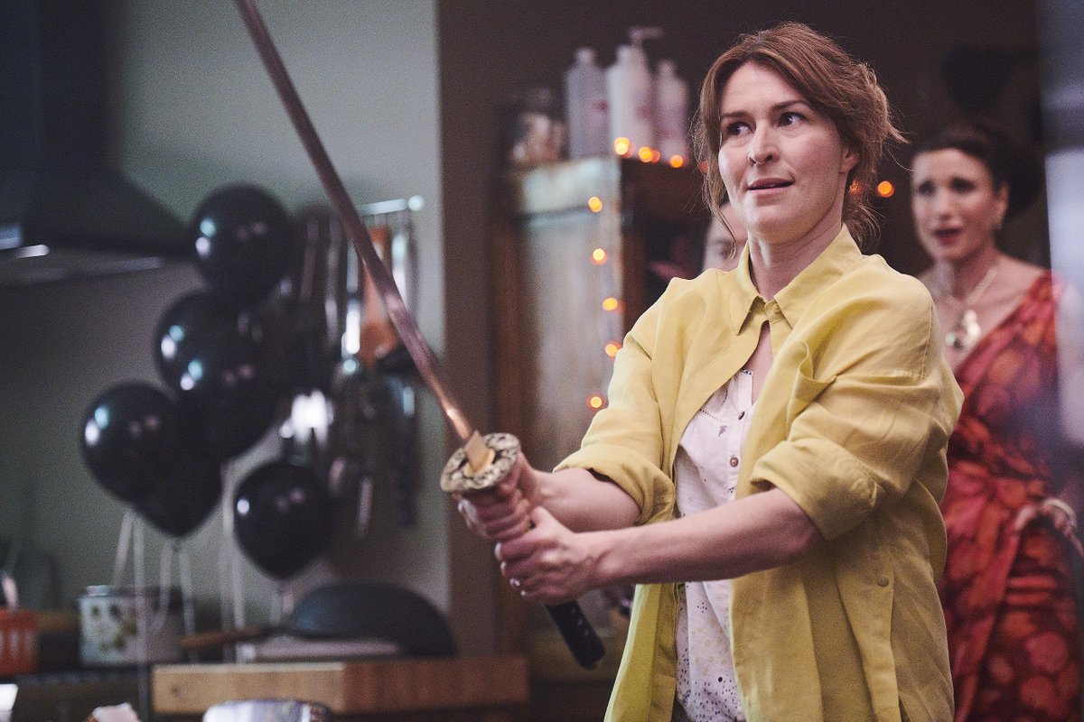 Happy Birthday to Lorna Thompson herself Helen Baxendale!
She is 49 today.
#BornOnThisDay
#Cuckoo
