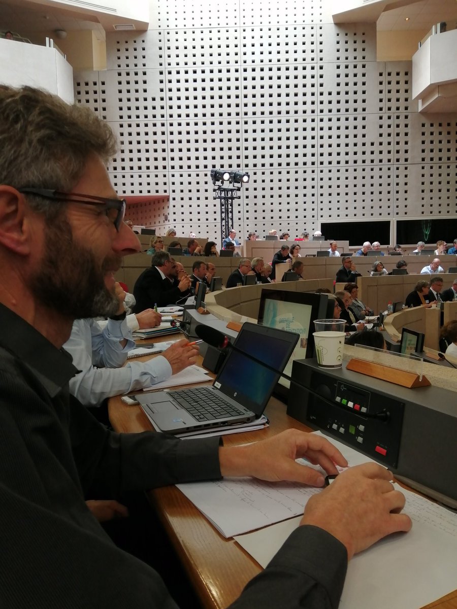 U2P_pdl's tweet photo. Michel Brochu, pt de la Capeb @paysdelaloire, vice _pt @U2P_pdl : en matière d #orientation, écoutons les envies des jeunes notamment vers des métiers manuels. Avoir 17/20 de moyenne à l école et vouloir faire un apprentissage vers un CAP doit être possible pour un jeune ! https://t.co/ag5bdFuvDQ