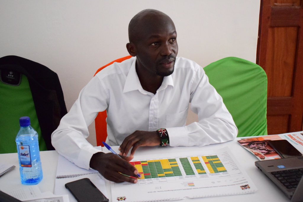 E4A_MamaYeKenya's tweet photo. Scorecards can spark action! 

Here is how the county leadership of Bungoma view the RMNCAH scorecard and use it for decision making:
https://t.co/nhPirHAoBB 

@E4AMamaYeAfrica @OptionsinHealth https://t.co/pD4EXr0WmP