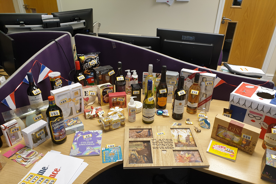 It's been a busy week at @BeeverStruthers as we celebrate @HLBI’s #HLBCommunities Day. As part of our fundraising, we have had a #French themed tombola with a variety of goodies staff can win. All the money raised will be going to Ward 85 #ManchesterChildren’s Hospital @MFTnhs