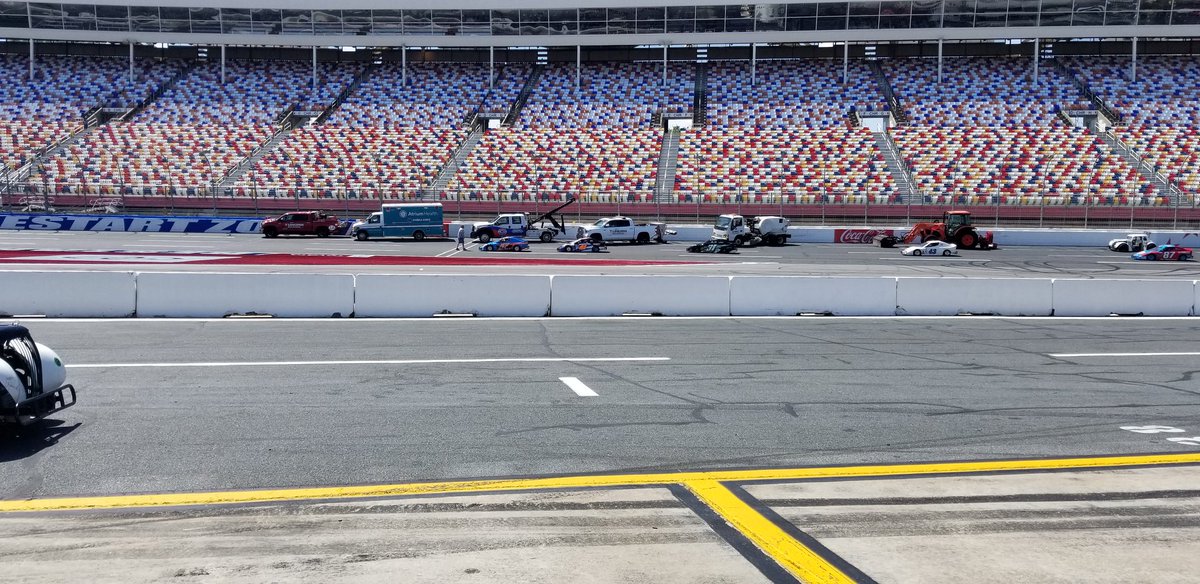 dsjrmotorsports's tweet photo. David snook jr , june 18th will be @CLTMotorSpdwy for the summer shootout race . #bandoleros #legends #bojangles #legendsnation #uslegends https://t.co/L4QprmyS2Z