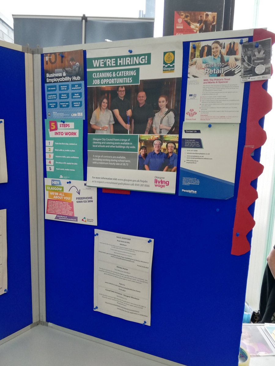 SWCC7's tweet image. This past Wednesday SWCC's volunteering program were at the civic realm, where we engaged with the local community group who are there each Wednesday. We hope to be back there soon! Getting even more people active in the community and helping others engage with our services! 😁