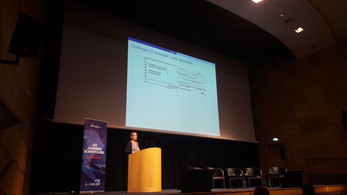 Inria's tweet photo. #JSInria2019 | Session 7⃣ La recherche scientifique dans l’anthropocène : énergies, environnement (2/2)
👥 Ana Busic & @NayatSanchezPi exposent leurs recherches pour cette dernière session des #JSInria2019 https://t.co/IoFBz3wqjj