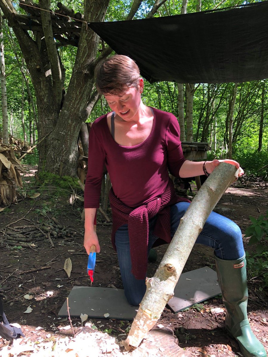 NatureUnltdScot's tweet photo. A great day in the woods today at our Natural Transitions project. Productive teamwork, buzzing chat, lovely lunch and perfect weather #employability #naturaltransitions #supportingwellbeing #buildingresilience #creatingcommunity #forestschoolethos https://t.co/GW6PFq1rUk