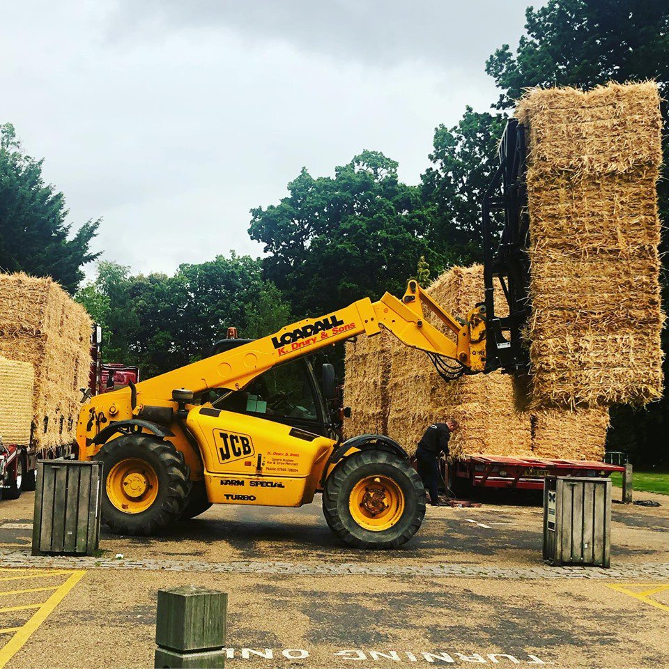twsoapboxrace's tweet photo. The track building begins!! #CrazyJeans2019 #soapboxrace #TunbridgeWells @ChattyHatter @Taysbucket @hospiceweald https://t.co/miHOlsxpV6