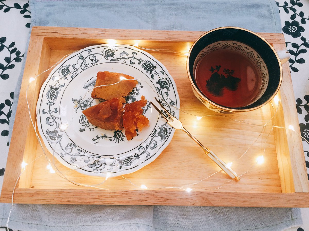 tweetyardy's tweet photo. #afternoontea
π‘
#ardy
#whatardyeats
#phetchaburistyle #whensnowyedwardisnotaround #yummy
#teatime
#μλ
#μλμλ
#λ λ
#ν°νμ
#μ€ν
#afternoon
#matoomcake
#γ’γΌγγ£
π»πβοΈβ‘οΈ https://t.co/1qVGGEDiNR