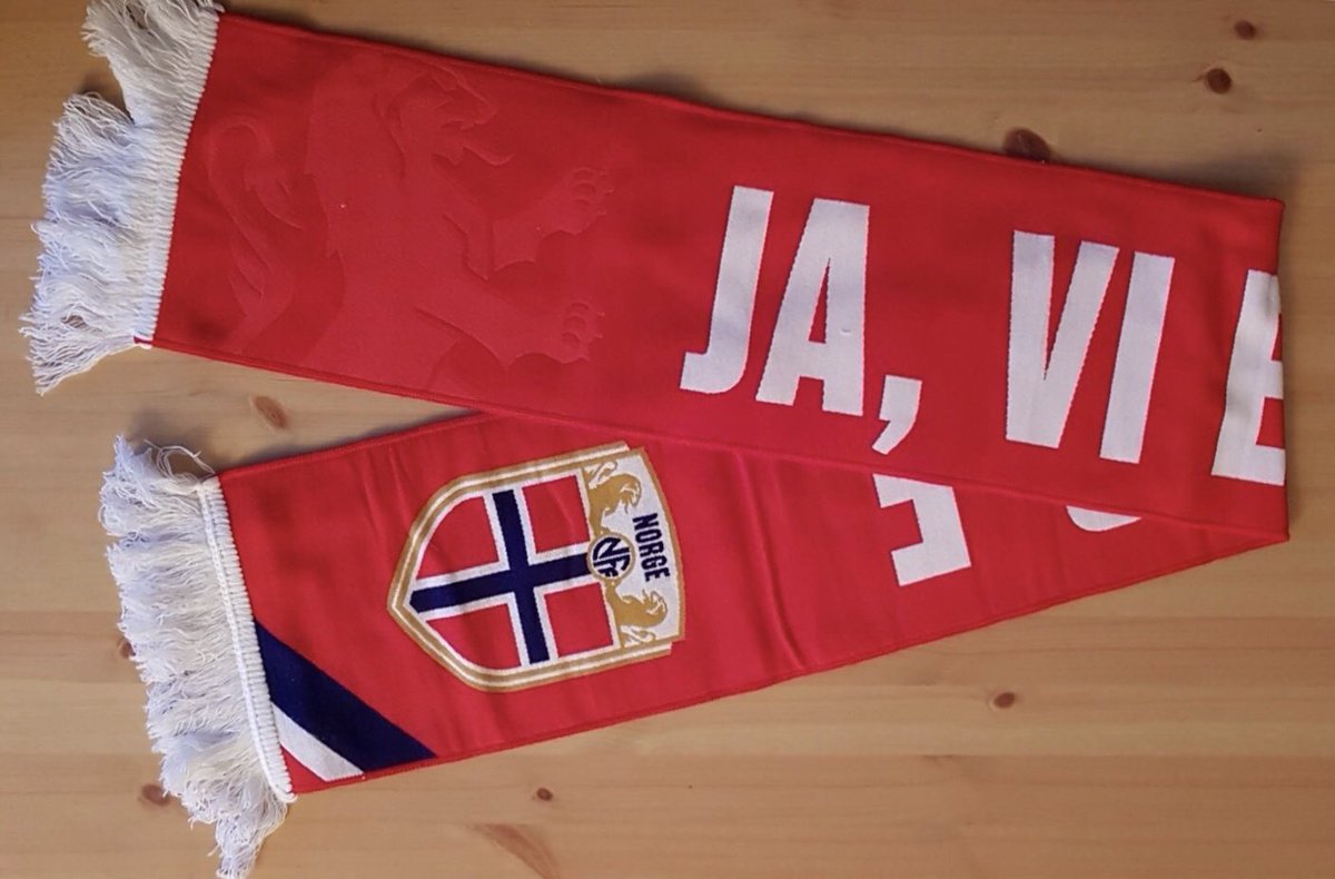 Endelig kampdag! Vi møter Romania på Ullevaal kl 20:45. 

Vil du vinne et Norge-skjerf? Da gjør du følgende:

1. Retweet denne tweeten.
2. Tipp riktig resultat i kveldens kamp. Siste frist kl 20:44.

Har du riktig svar, er du med i trekningen! Lykke til, og heia Norge 🇳🇴