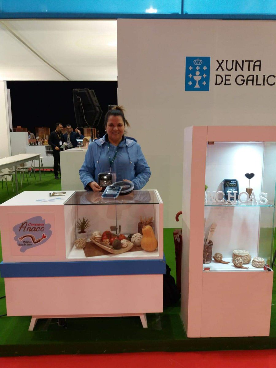 Comezamos a segunda xornada da feira #Salimat19 !🎉#SemanaVerde19
📌 Pabellón 1 - Stand #EconomíaSocial de #Galicia)
🕜 14h - Degustación  😋😋
▶️ <a href="/ConservasAnaco/">Conservas ANACO EIL</a>  xunto a <a href="/CRDOValdeorras/">D.O. Valdeorras</a>  @Galifresh_f <a href="/DonaCobina/">Queixería Dona Cobiña</a>
@RequesonAsNevesYMiel <a href="/AmarelanteSCG/">AmarelanteS.Coop.Gal</a> esperamosvos!#amelloranchoa