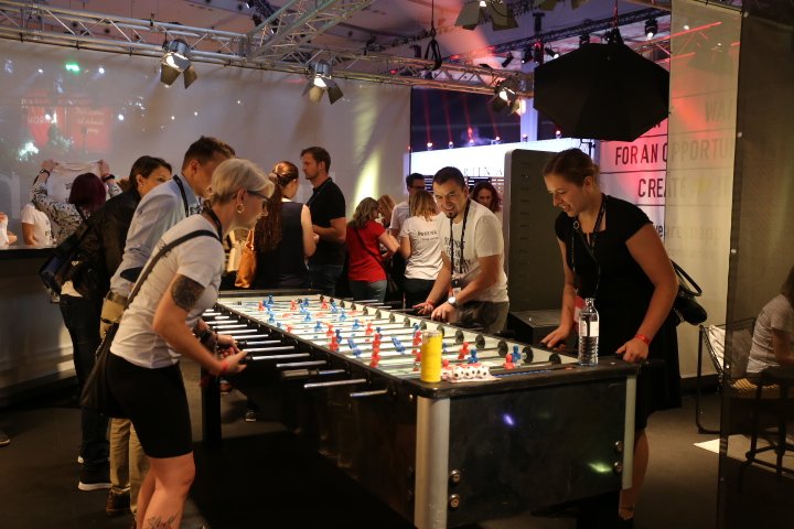 KNAPP_AG_de's tweet photo. @ Fifteen Seconds Festival 2019! We are very excited to be a part of the festival. Here are a few impressions from yesterday. #fifteenseconds #festival #fs #graz #event #networking #keynotes #technologyarea #mainarea #knappfs19 https://t.co/XPCzp1cFtM