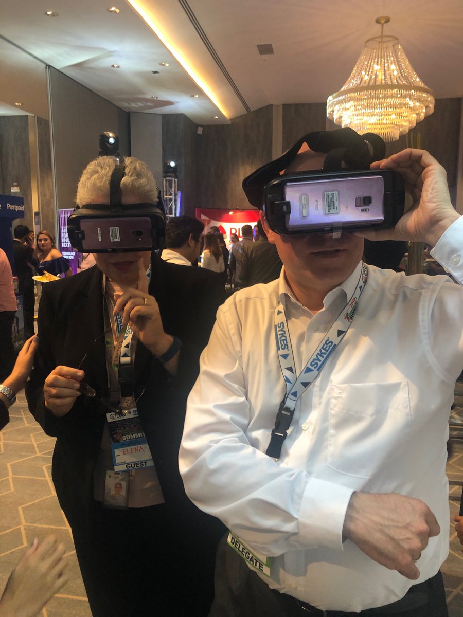 WiproDOP's tweet photo. We were at the #TransformationSummit, Cebu, where @realamitkale , our APAC Quality leader, showcased our transformational approach and demonstrated our capabilities through RPA demos, Smart operations virtual reality tour and real-time data analysis. https://t.co/jVllKh2LAS