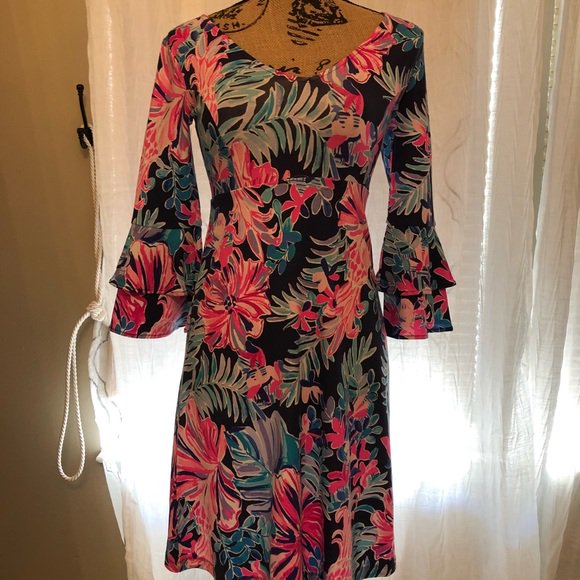 So good I had to share! Check out all the items I'm loving on <a href="/Poshmarkapp/">Poshmark</a> from @Carmen26805849 #poshmark #fashion #style #shopmycloset #lillypulitzer: posh.mk/uxrskmsagX
