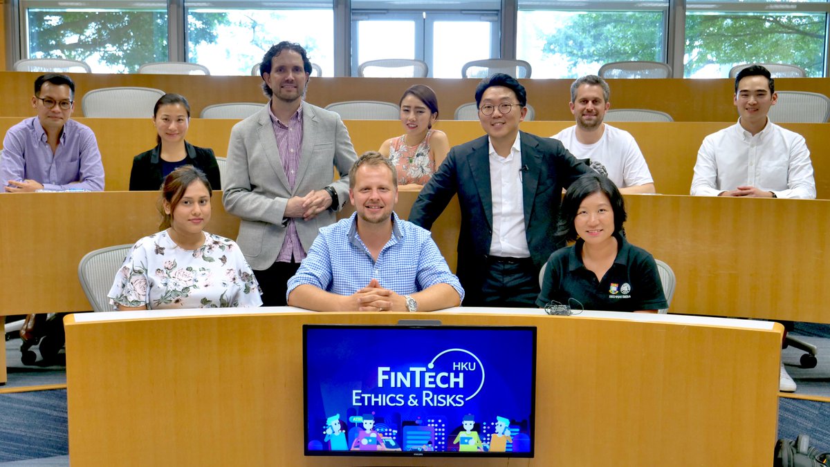 Discussing #AI in #FinTech with #HKU's #MBA class. 

Enroll in FinTech Ethics and Risks now to watch the full video and explore more about AI, Blockchain and Big Data in FinTech at hku.to/FinTech-Ethics