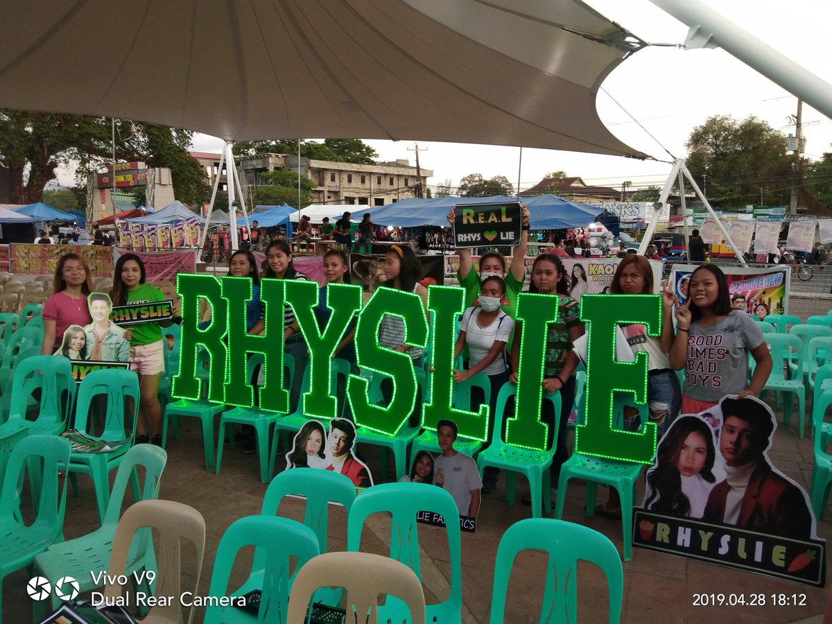 MRhyslie's tweet photo. @chalkdotph Our Fandom Starts in PBB , @iamrhysmiguel @itsmeangelieofc They inspire us in many ways , and our fandom treat each other as a second family. 
#RhysLie https://t.co/pZEMZea8hg