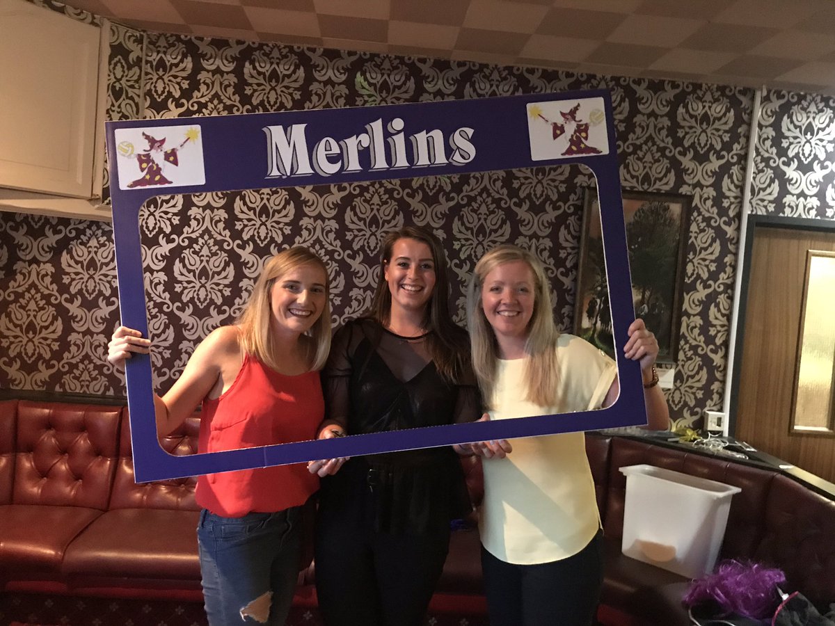 Huge thank you to our coaches 🌟who turn up throughout the season to ensure the players have an opportunity to play netball, have fun and make new friends #CoachingWeek #diolch #topcoaches #topvolunteers