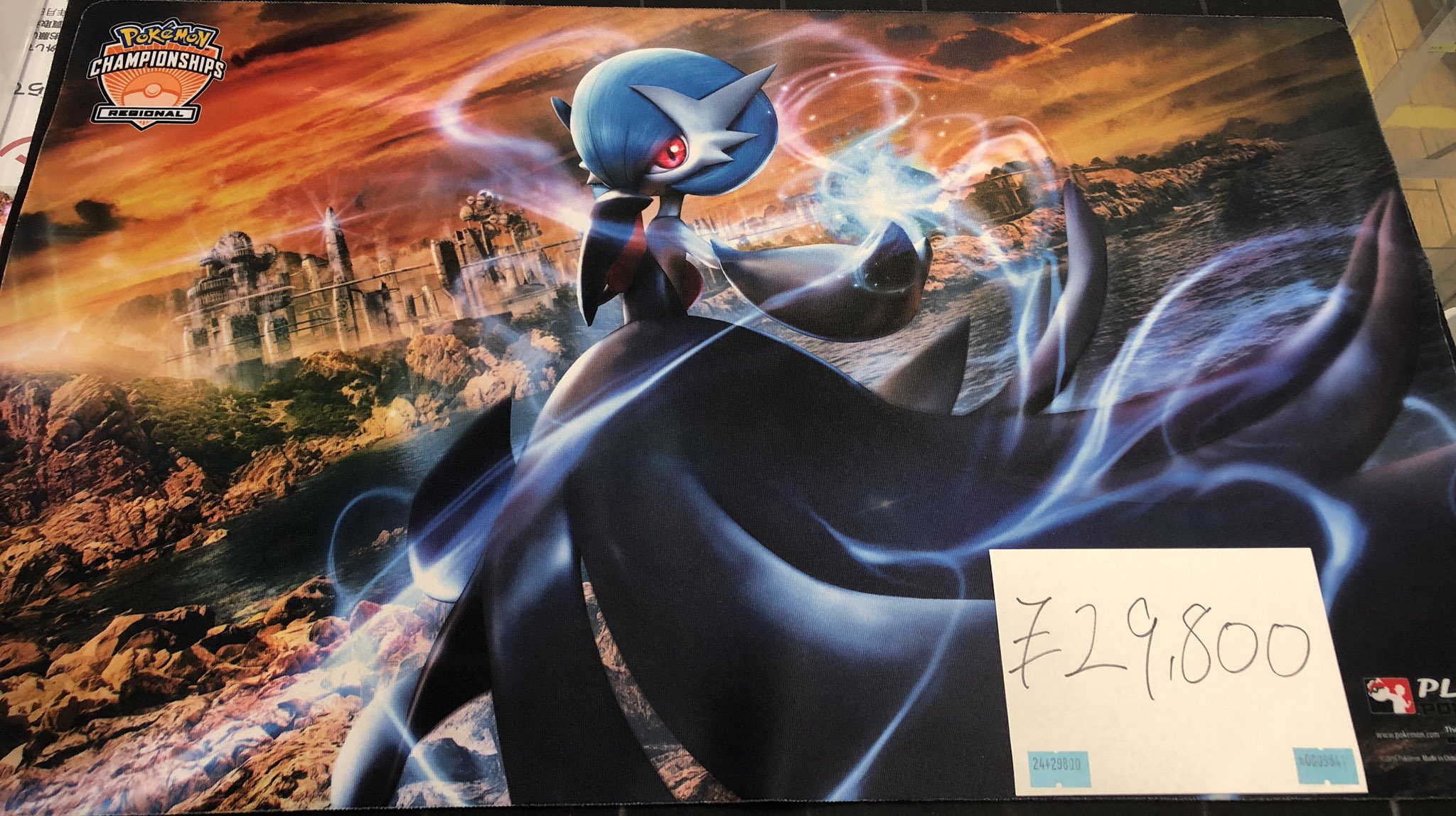 カードラッシュポケモンカード Su Twitter ポケモンカード 入荷情報 メガサーナイト 色違い プレイマット 入荷しましたよー 税込29 800円にて販売中です 当店のサプライコーナーもだいぶ充実してきましたのでぜひ覗いてみてください T Co