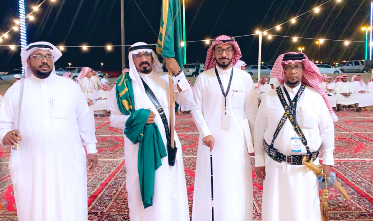 abdullah1295175's tweet photo. شامخ برآية العز يا تآج راسي ♥️

والدي / نايف بن عبدالله المصلط
واعمامي عبدالواحد و محمد 

في حفل أهالي مركز نعجان بـ 
#عيد_الفطر_المبارك_١٤٤٠هـ 
#عيد_نعجان_غير 
#نعجان 
#الخرج #السيح #الضبيعة #الدلم https://t.co/QKV5aUNr76