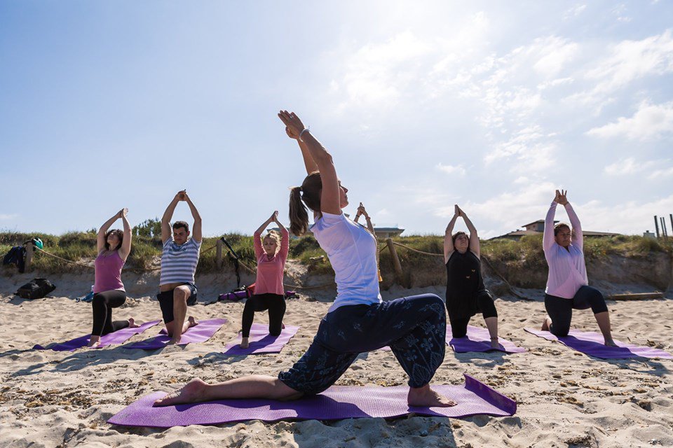 gardenhotels's tweet photo. ¿Buscas un destino reparador donde cuidarte sea tu máxima prioridad? ¡Tenemos el lugar ideal! Desconecta por completo de tu rutina con el exclusivo programa de bienestar y salud @SamsaraHealthy, en el precioso hotel #GardenHolidayVillage. #FeelExclusive #GardenExperience https://t.co/FJb8AgCZNv