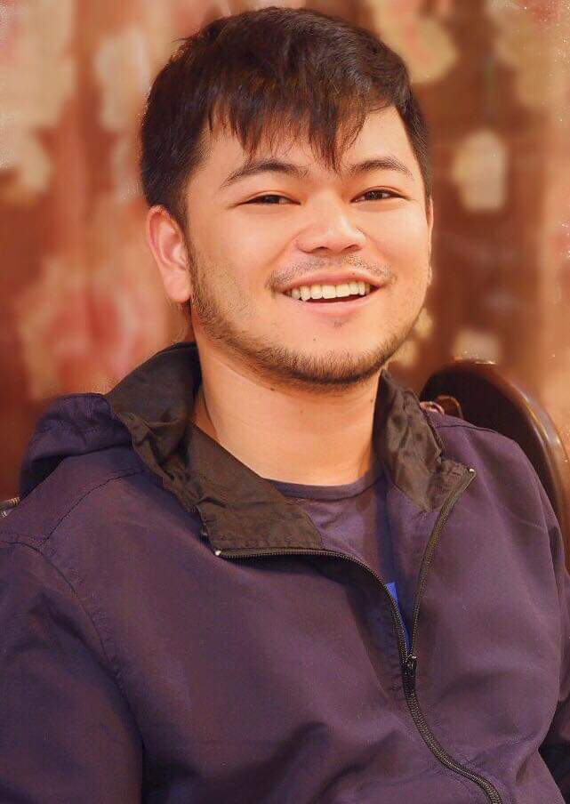 jonhirata's tweet photo. Sometimes it's better to just remain silent and smile. https://t.co/DYwhBgXSl5