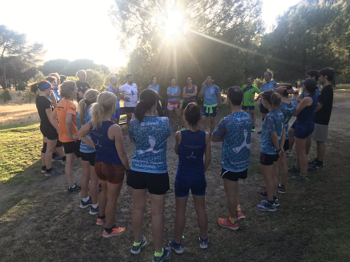 RunningParkM's tweet photo. Entrenamiento #dehesadelavilla https://t.co/eU2xM2m7Wq