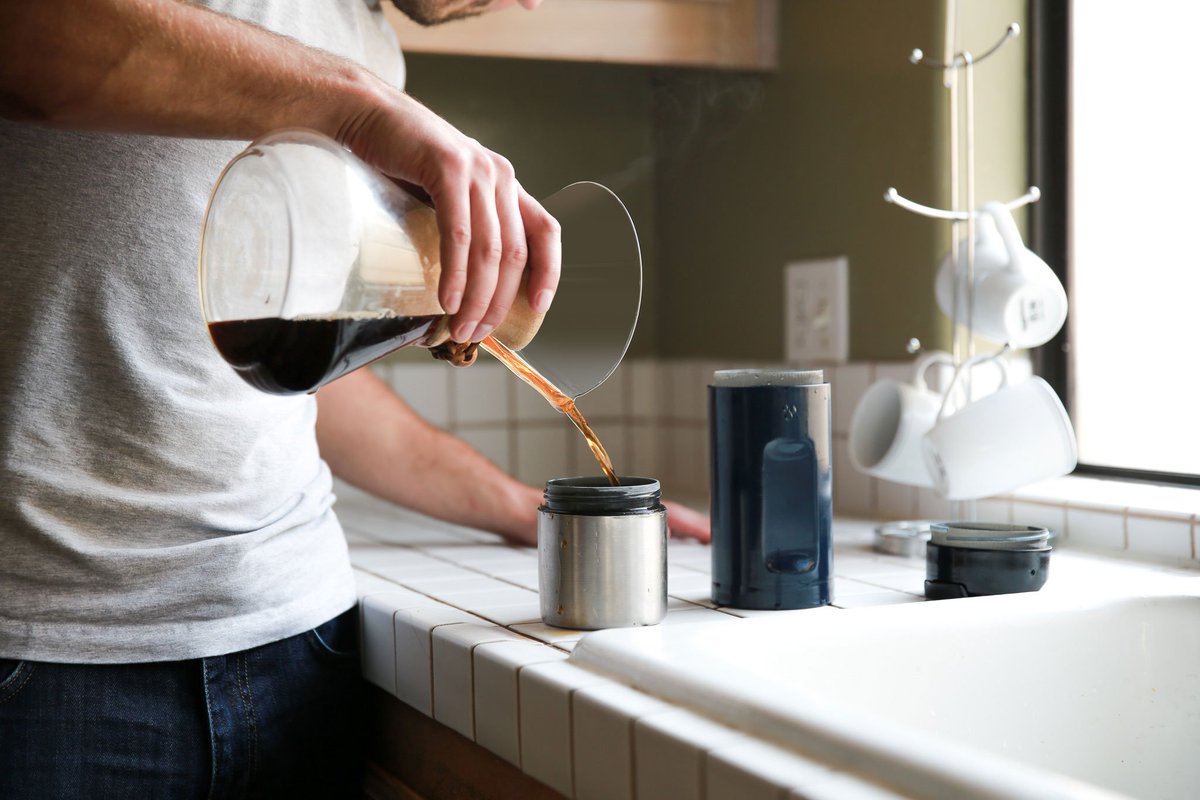 icafilasuk's tweet photo. Carry your HOT coffee and your COLD water all in one bottle and drink BOTH from the same lid!
Get it now! --> https://t.co/0EqqnnM5su

#kickstarter #kickstarterbacked #marketing #startup #startuplife  #entrepreneur #coffee #coffeetime #coffeelovers https://t.co/sHPlTEF68v