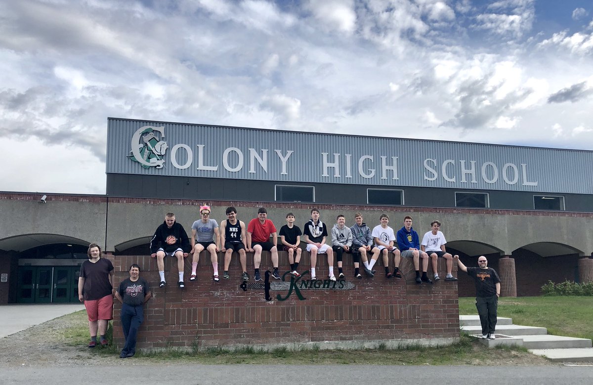 CrmHoops's tweet photo. I’ve enjoyed a great week playing with and getting to know my #summerleague #team better at the #AlaskaBasketballAcademy #TeamCamp at #ColonyHighSchool.  Thanks to @CoachOstanik and everyone who helps make this event possible! What a great experience! @CoachNickFinley @lonzom10 https://t.co/SQ0BBoZ66P