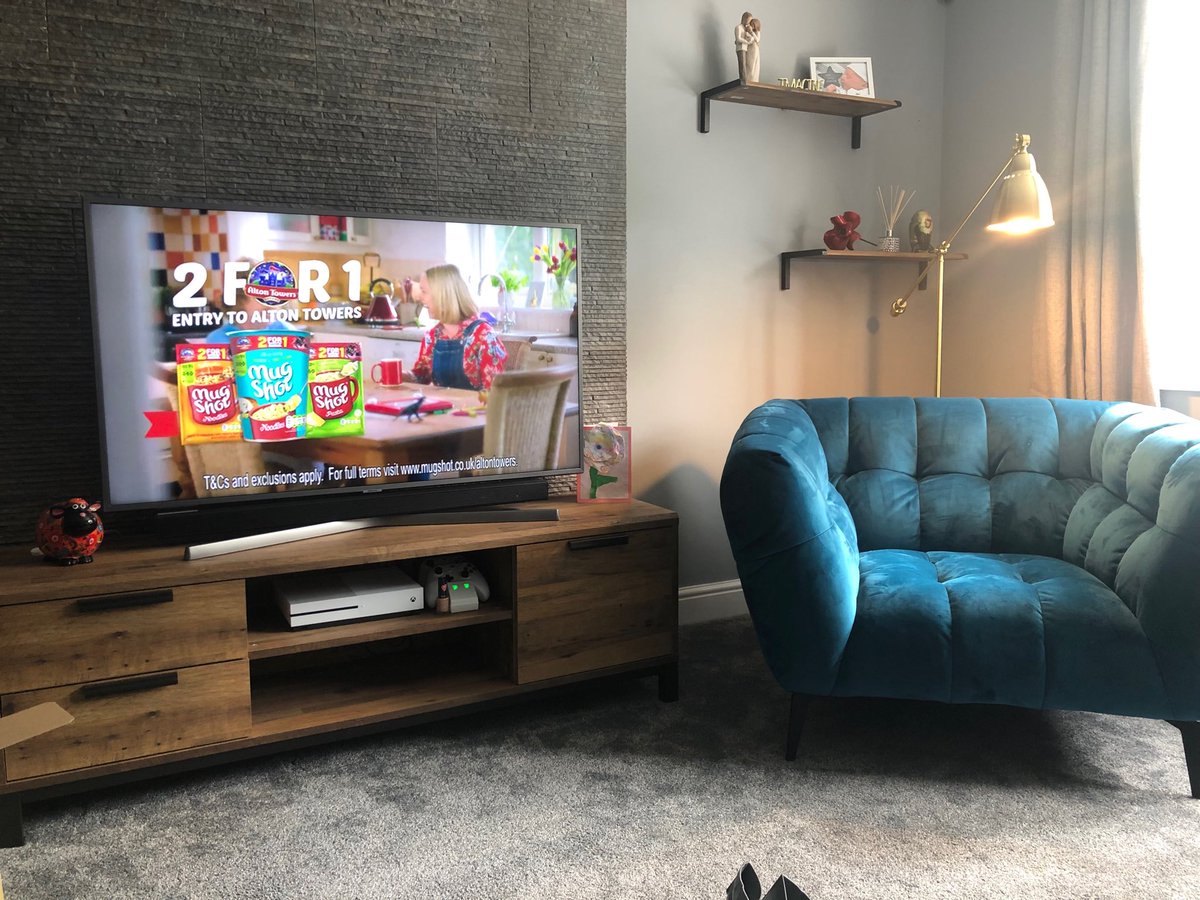 Spotted out new tv advert ⁦@MugShotUK⁩ ⁦<a href="/altontowers/">Alton Towers Resort</a>⁩ #241 #value #family