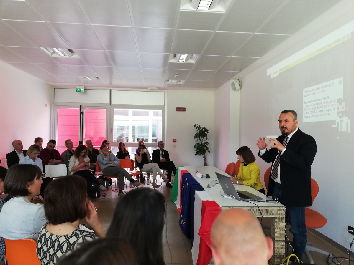 progettoretic's tweet photo. La conférence finale de #Retic a commencé. Les partenaires du projet présentent les objectifs et les résultats de ces années de travail afin de créer un réseau d'entreprises et d'#innovation entre l'Italie et la France. https://t.co/tT7EnbLKKi