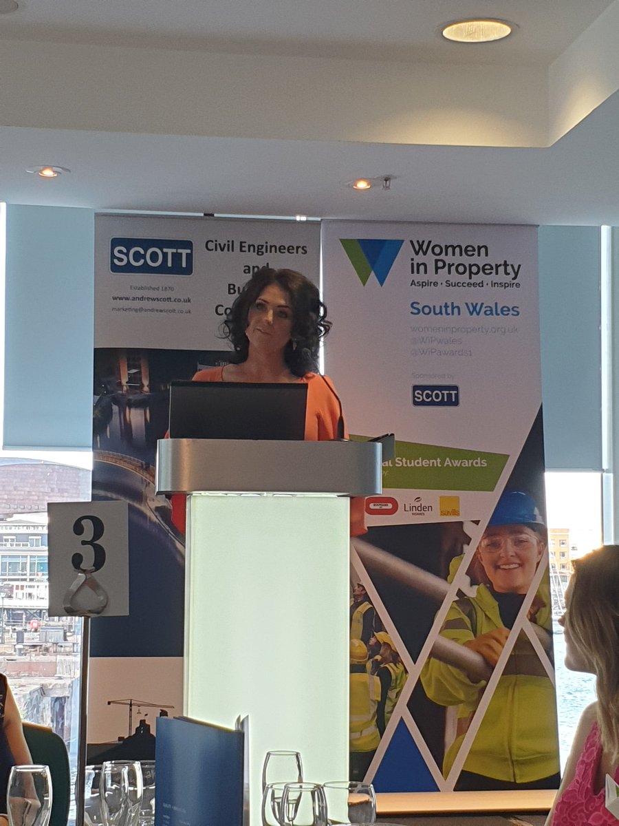 libbyjones01's tweet photo. Thank you @WiPwales for an excellent evening for the Student Awards! @AndrewScottLtd proud regional sponsors and supporters of WiP. Great address from @NatalieASL #WomeninProperty #WomeninConstruction https://t.co/MYZ60veOOI