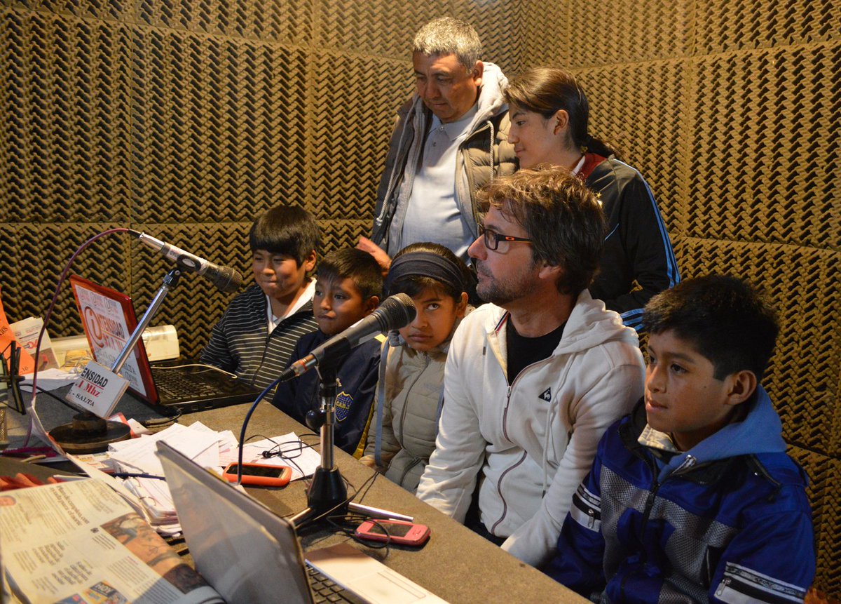 eraser's tweet image. La grandeza de ser maestros rurales circopolis.net/fabrica-de-jug… by @Hugo_pardo CIRCÓPOLIS. Un proyecto Outliers School  | #escuela #school #innovation #disruption #tradición #despacio #amor #infancia #recuerdos #edtech #edreform #TIC #cultura #educación #education