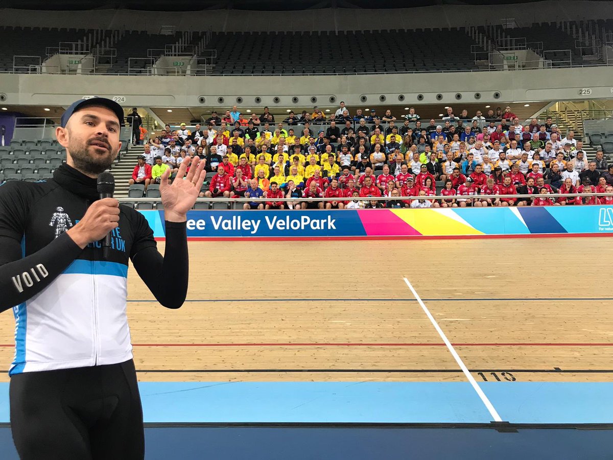 ProstateUK's tweet image. 🏁They’re off! 🏁 

Our amazing Football to Amsterdam riders have kicked off from London and Barnsley. ⚽️🚴🏻‍♂️

Over the next two days they’ll be putting their rivalries aside, joining together and riding over 145 miles to Amsterdam. Wish them luck!👇

#F2A #MenWeAreWithYou