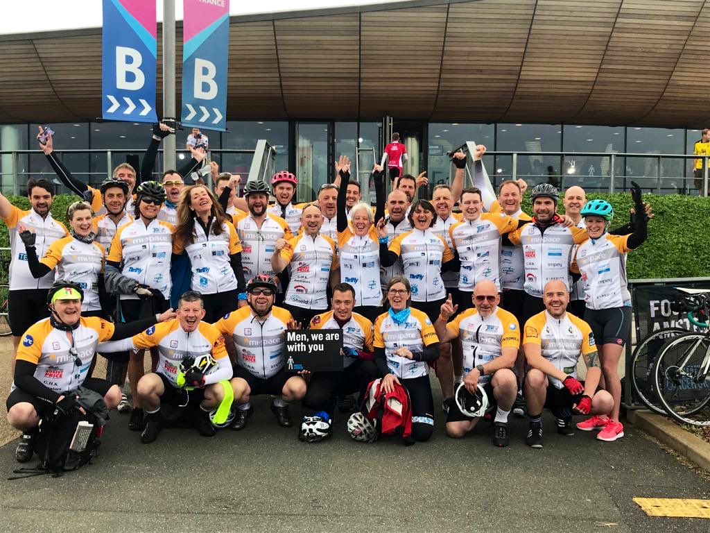 ProstateUK's tweet image. 🏁They’re off! 🏁 

Our amazing Football to Amsterdam riders have kicked off from London and Barnsley. ⚽️🚴🏻‍♂️

Over the next two days they’ll be putting their rivalries aside, joining together and riding over 145 miles to Amsterdam. Wish them luck!👇

#F2A #MenWeAreWithYou