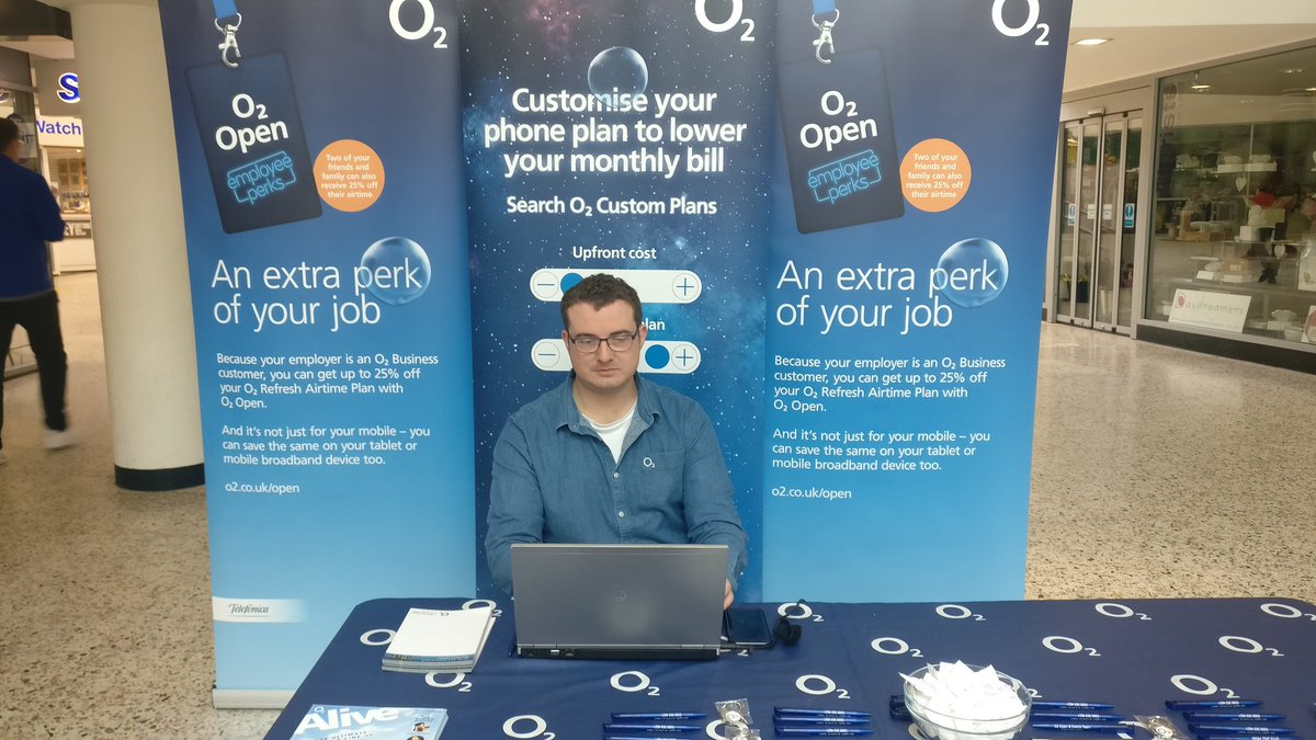 POP-UP SHOP ALERT! James will be on the main mall of the <a href="/merrioncentre/">Merrion Centre</a> all day with his laptop, giving out free tariff checks and loads of other stuff. Bob over and say hello! #Leeds #MerrionCentre #PhoneShop