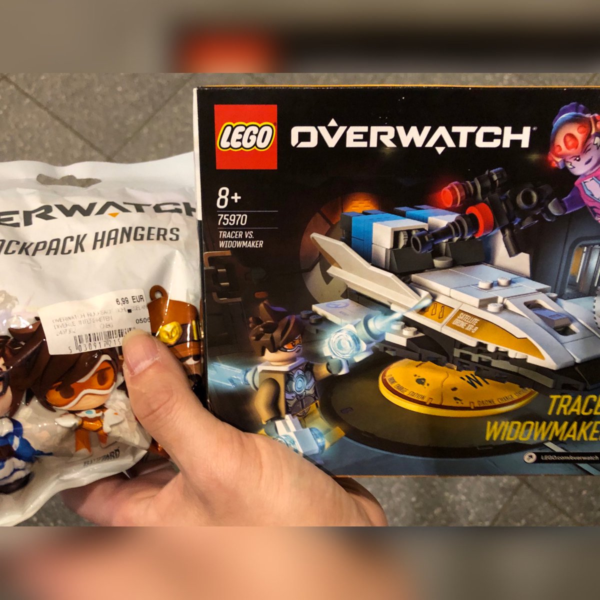 TheFraencine's tweet photo. Läuft. #LEGO #legooverwatch #overwatchlego #legotracer #tracerlego #legowidowmaker #widowmakerlego #blizzardentertainment #mediamarkt #mediamarktleipzig #thefraencine #tracer #widowmaker #amelielacroix #amelielacroixlego #legoamelielacroix #lenaoxton #legolenaoxton #lenaoxtonlego https://t.co/OFNXWuS8WH