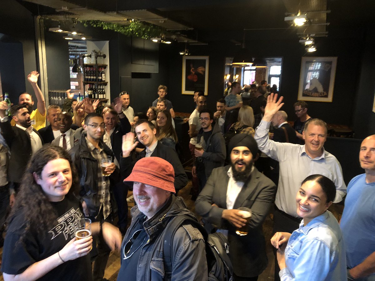 Silicon_Canal's tweet photo. Big thank you to everyone who had attended #techdrinks last night :) @Button_Factory https://t.co/MYdQzBqxlM