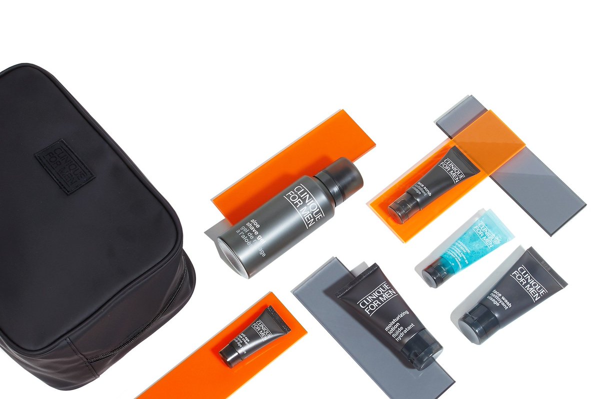 Reminder: it's Father's Day in just over a week. 

Time to get your gift together. Buy two Clinique For Men products to receive your free 5 piece gift including a selection of <a href="/Clinique/">Clinique</a> deluxe samples. 

#Sorted. 

Whilst stocks last.

socsi.in/NgRK2