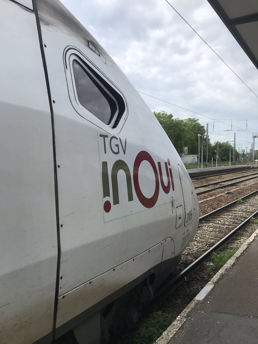 MathieuGrevet's tweet photo. Aujourd’hui nous vous transportons depuis Tourcoing jusqu’à Paris-Nord à bord du #TGVINOUI #7248. #SNCF  étant supporter de l’équipe de France féminine de foot durant le mondial, souhaitons bonne chance à nos bleues pour cette belle épopée! #tgv_nord #teamAxeNord. https://t.co/HmcLWbQhsx
