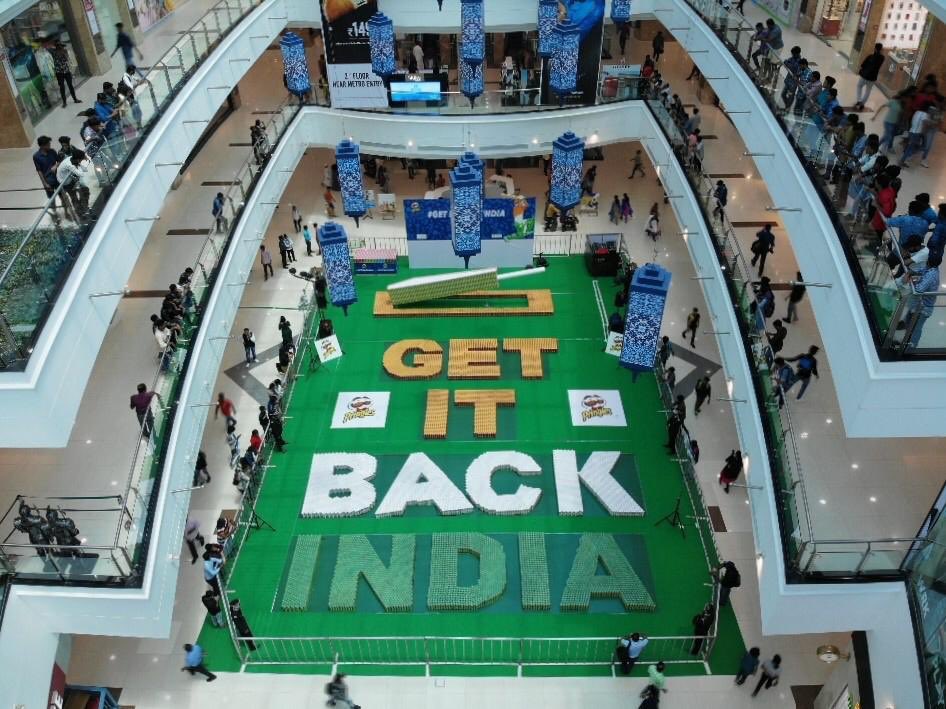 Pringles tweet media