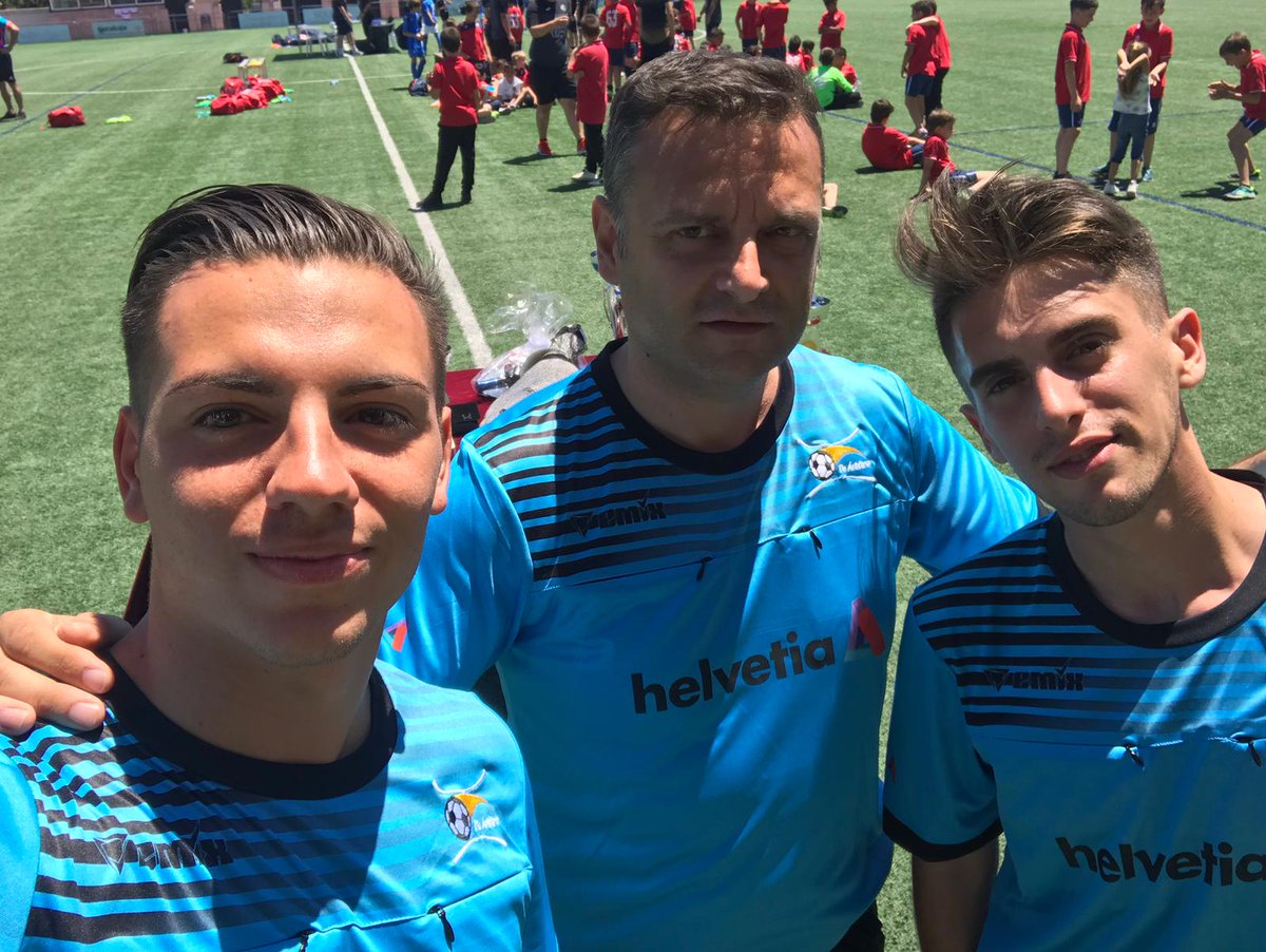 tuarbitro's tweet image. Por fin pudimos estrenar nuestra nueva equipación gracias a Helvetia!