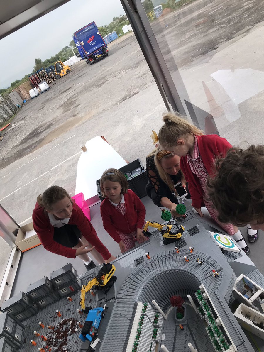 HMillSchool's tweet photo. As a Helsby Community @Helsbyhillside @HMillSchool and the 1st Helsby Scouts have raised £3346.41 for the Lego hospital! @CCCNHS #community @ClatterbridgeCC https://t.co/m2QKxkiiFi