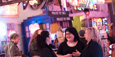 amylame's tweet photo. Today the @MayorofLondon announces a bold new programme to boost the capital’s high streets at night AND an innovative new partnership to support London’s live music scene ✨ Check out the work we do for London at Night here: ➡️ https://t.co/yjuEegrj4N #ThinkNight #LondonisOpen https://t.co/3PDujdRHv2