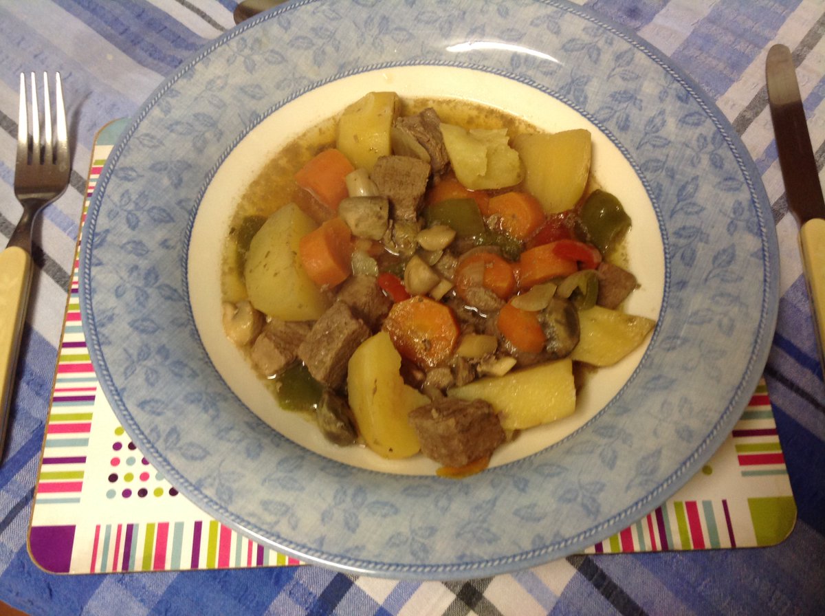 ReviewSpotUK's tweet image. Love my @NinjaKitchen #multicooker. Using it today as #weather #cold and #wet! reviewspot.co.uk/reviews/kitche…