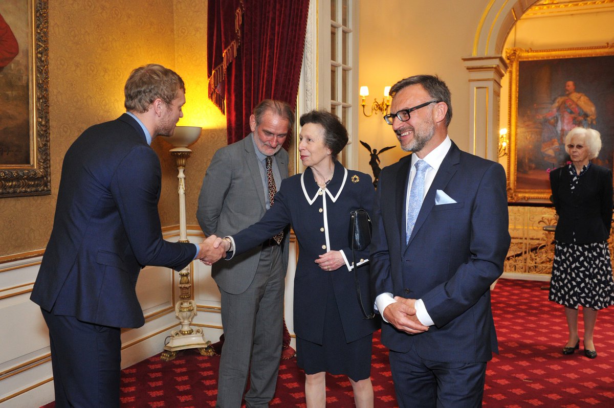 BUCSsport's tweet image. It was a privilege to be hosted at St James' Palace this week by HRH the Princess Royal to celebrate 100 years of British University Sport 🇬🇧

The event admitted 6 new inductees into the #BUCSHallOfFame, joining @J_Ennis and Liz Nicholl in the Class of 2019 ⬇️